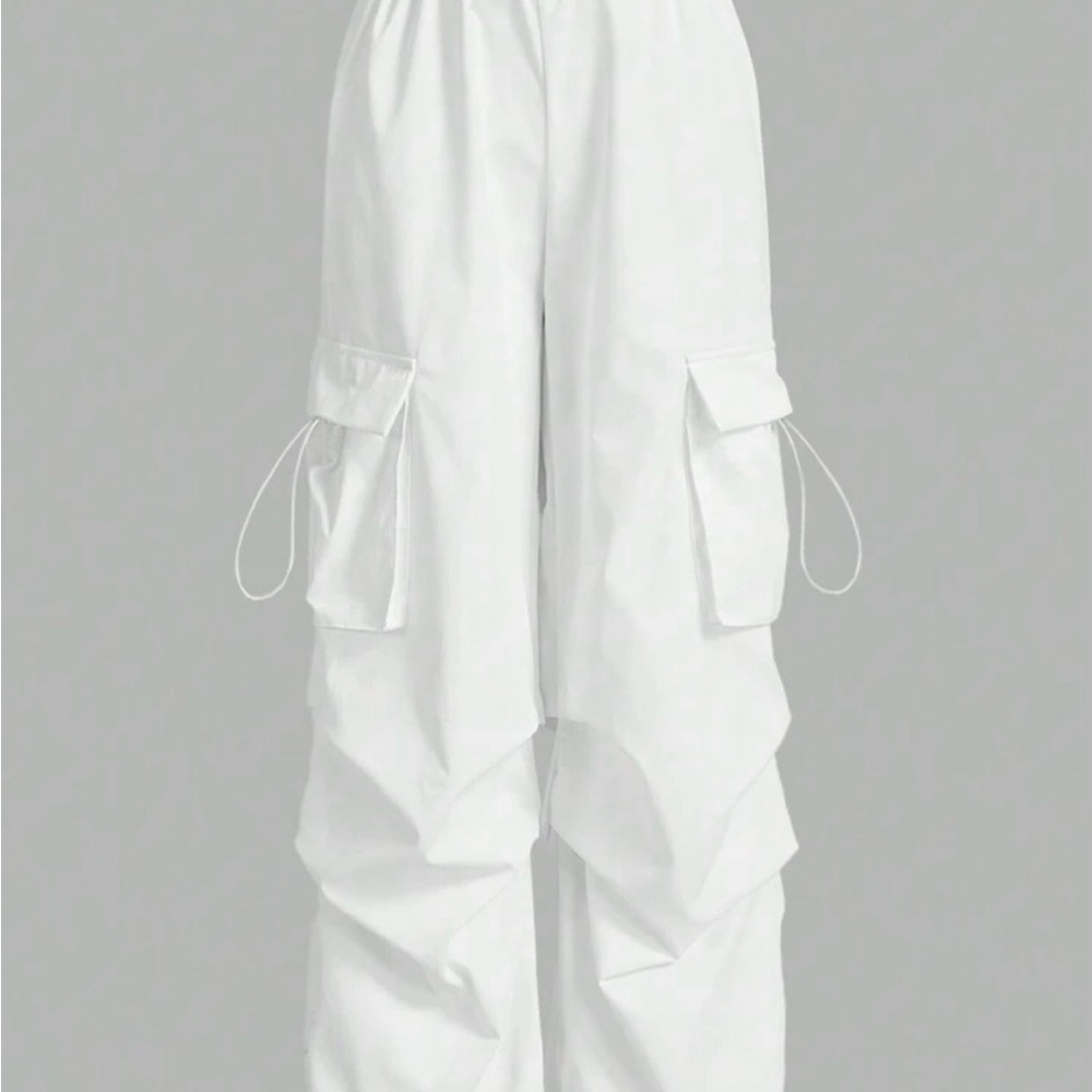 SHEIN x Lina SHEIN ICON Flap Pocket Side Drawstring Waist Cargo White Pants